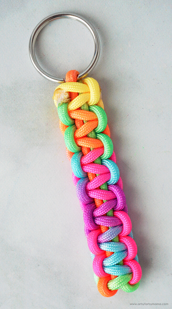 rainbow coloured paracord keychain.